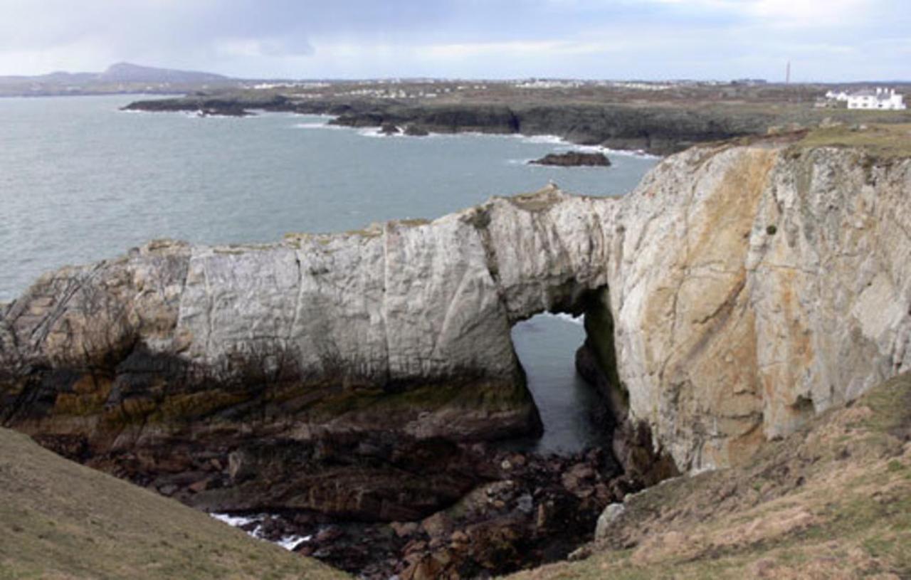 Charming 2 Bed House Near Rhoscolyn Discounts For Villa Holyhead Luaran gambar
