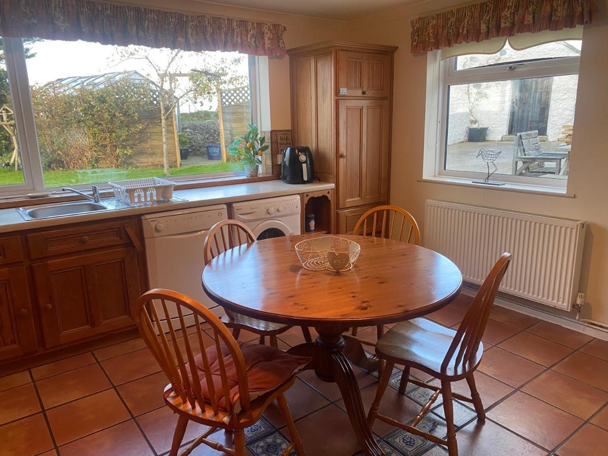 Charming 2 Bed House Near Rhoscolyn Discounts For Villa Holyhead Luaran gambar